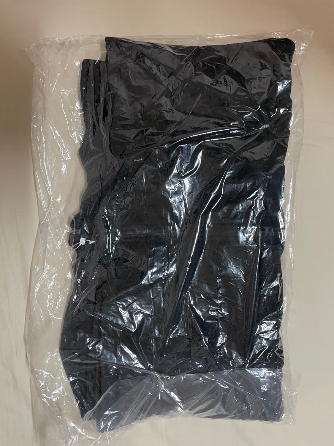 스파오 우븐 배색 플리스 후드집업 블랙 상품이미지3