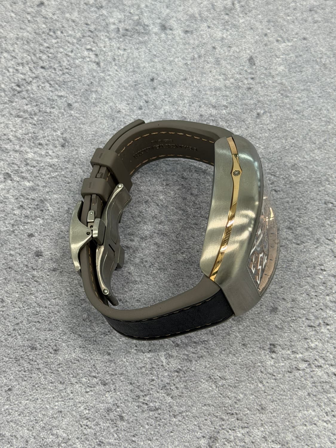 프랭크뮬러 뱅가드 크로노 18K 콤비 시계 판매합니다. 상품이미지3