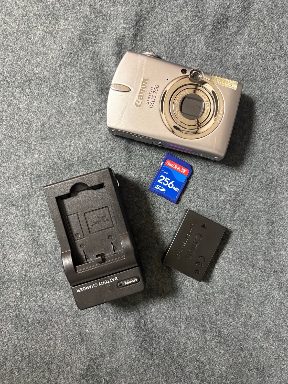캐논 익서스750 ixus750 원희 디카 판매합니다 상품이미지1