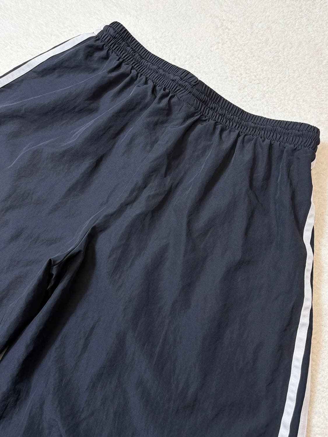 아디다스 25ss 오버사이즈 퍼티그 트랙 팬츠 pn6156 상품이미지4