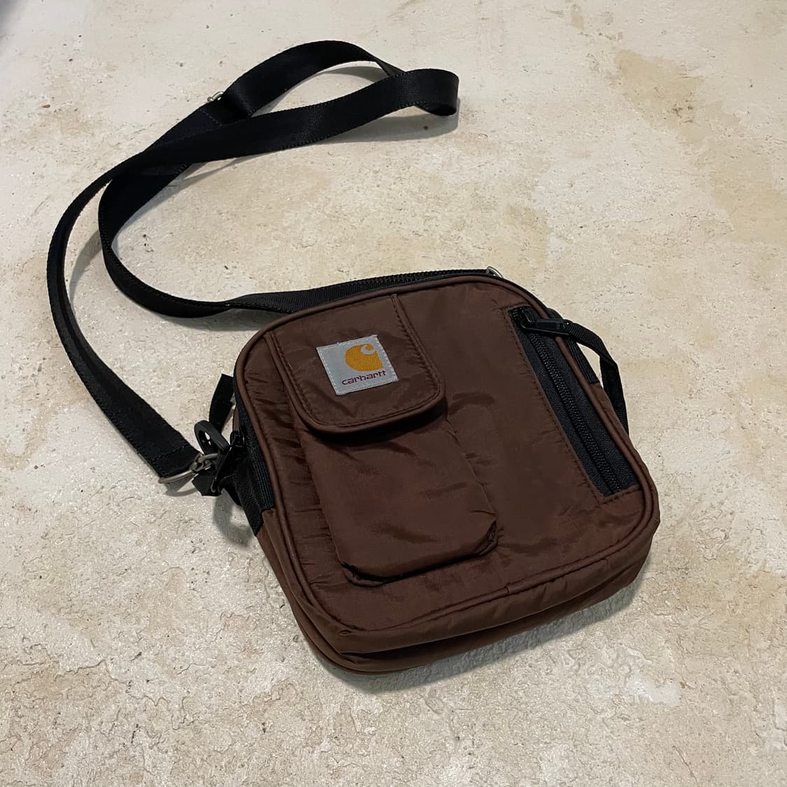 칼하트 나일론 크로스백 상품이미지1