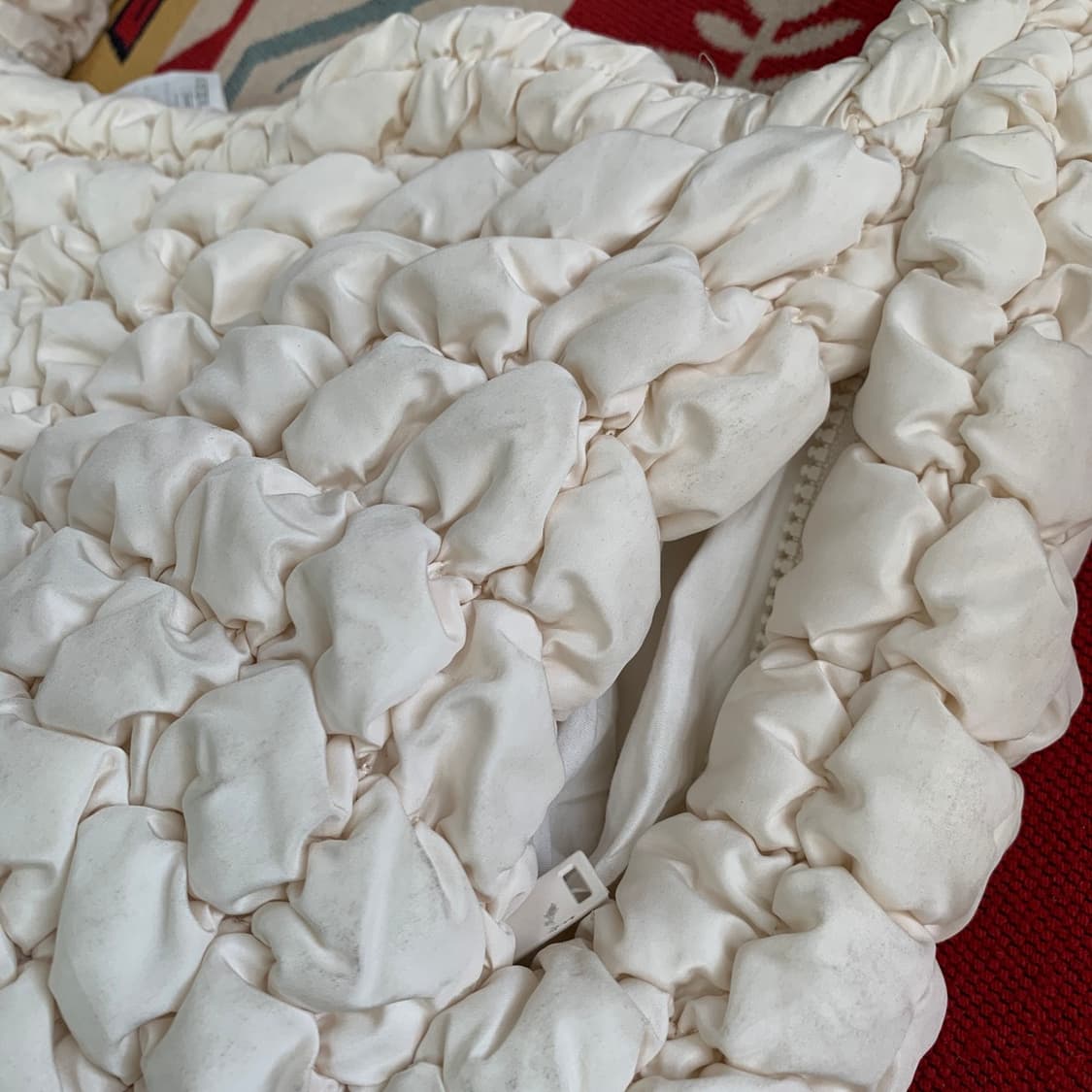 COS 코스 퀄티드 오버사이즈 구름백 상품이미지4