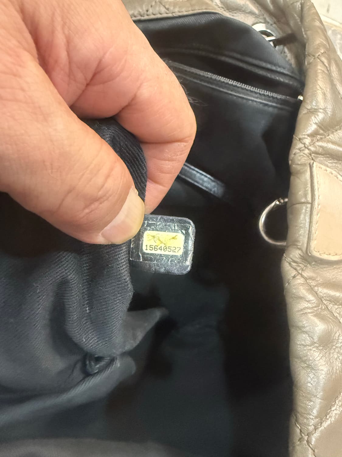 정품 샤넬 가브리엘 클래식 체인 숄더백 팝니다 상품이미지9