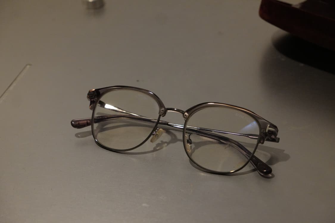 톰포드 그레이 안경  상품이미지1