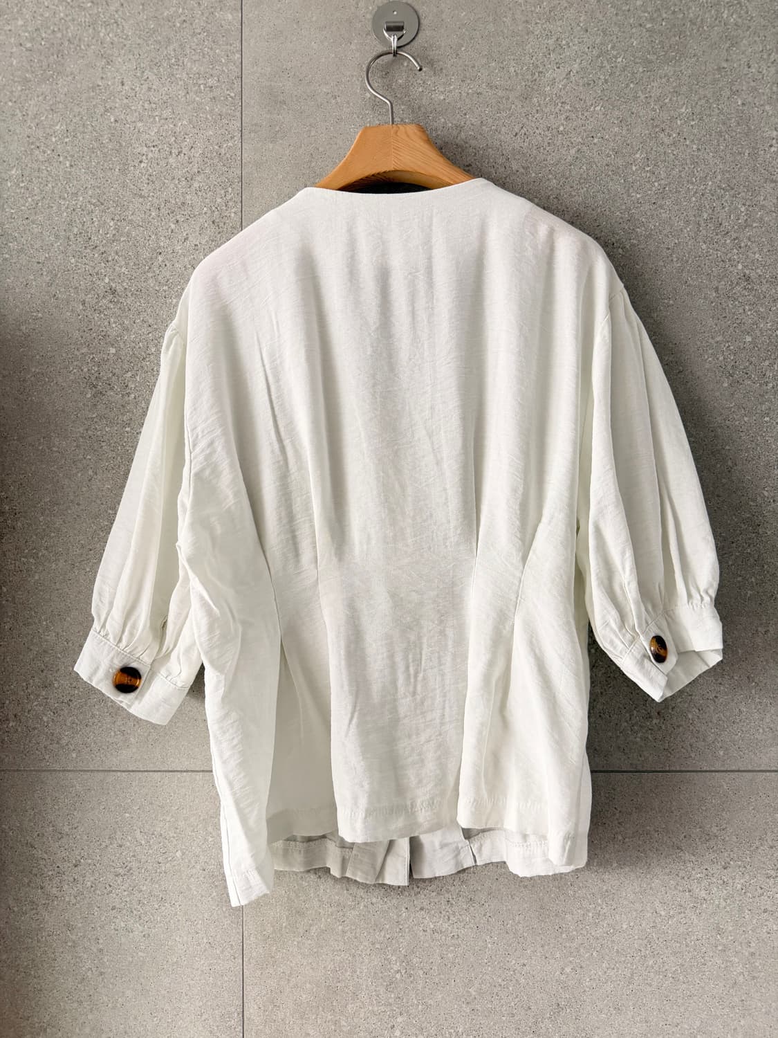 화이트 블라우스 퍼프소매 상품이미지3