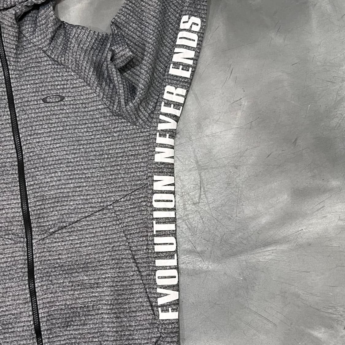  오클리 사이드 레터링 후드집업 y16219 상품이미지4