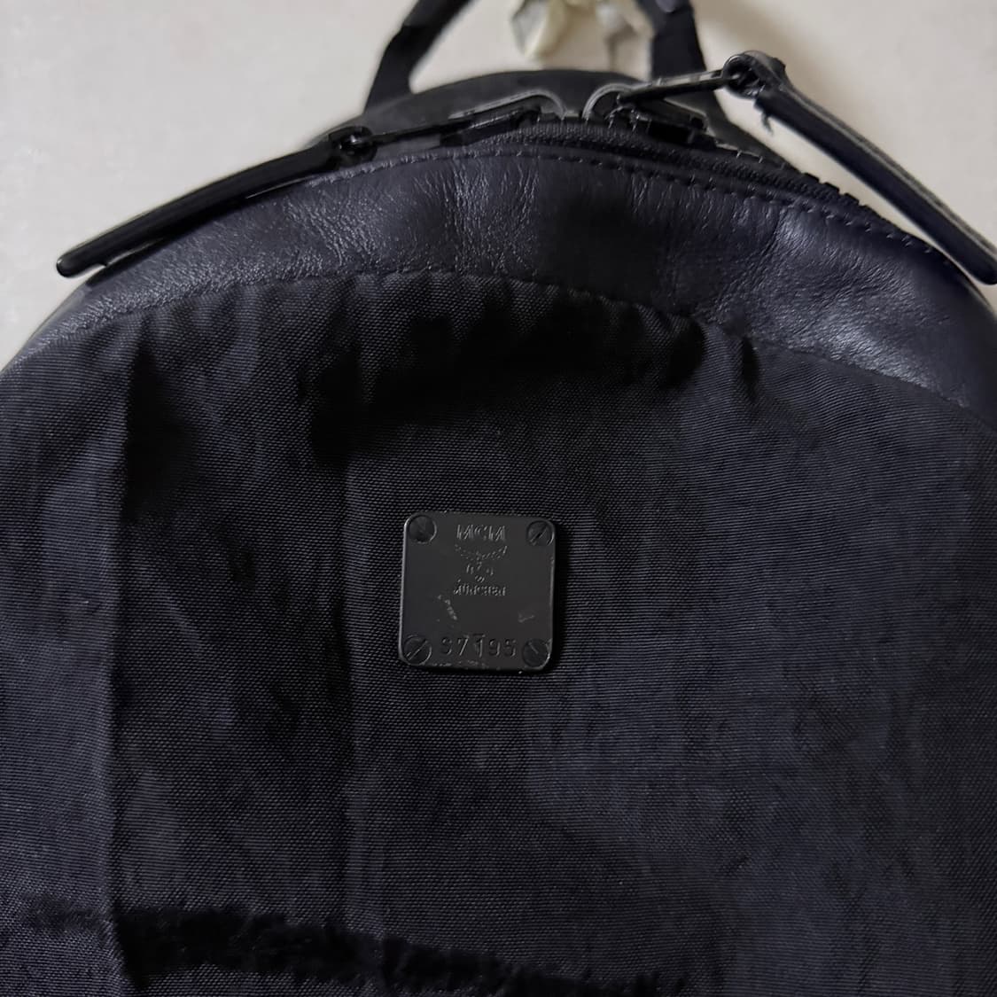 MCM 엠씨엠 나일론 트윌 백팩 블랙 상품이미지3