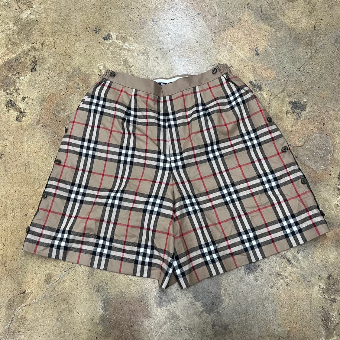[정품/XL] 버버리 체크 베이지 반바지  상품이미지2