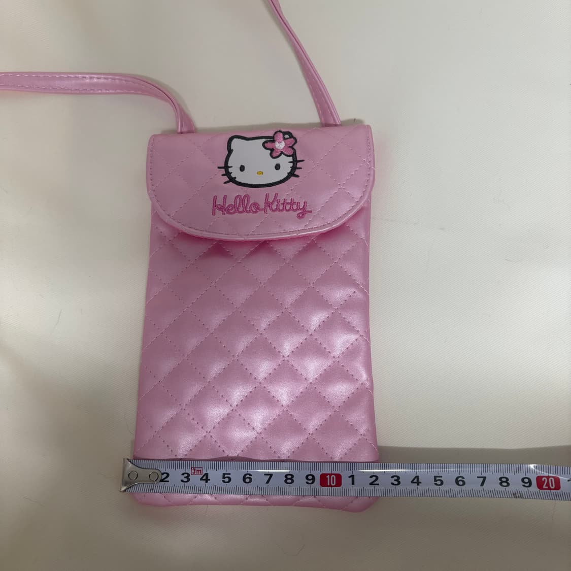 헬로키티 쿠지 핑크 퀼팅 미니 크로스백  상품이미지6