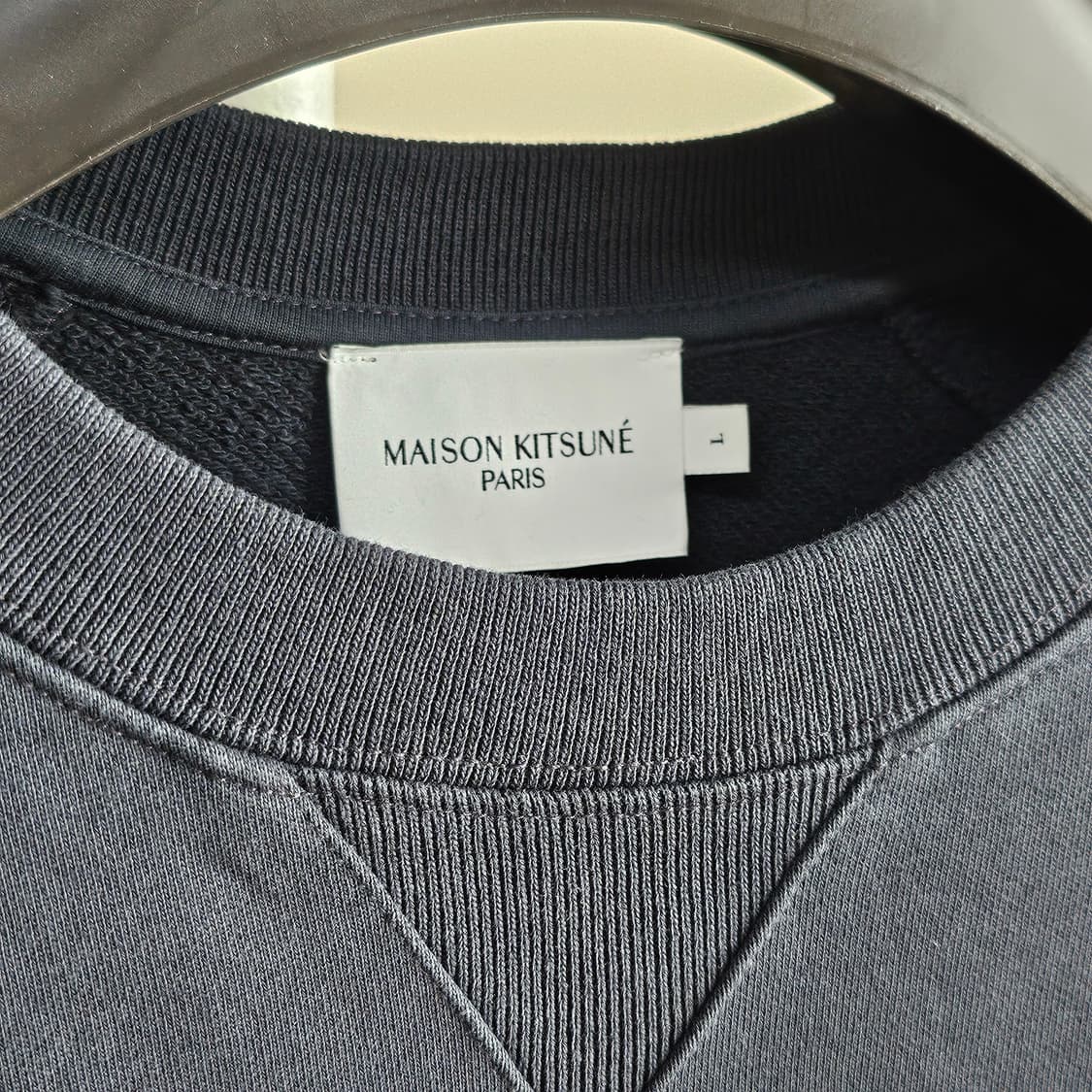 메종키츠네 다크 그레이 맨투맨 L 상품이미지2