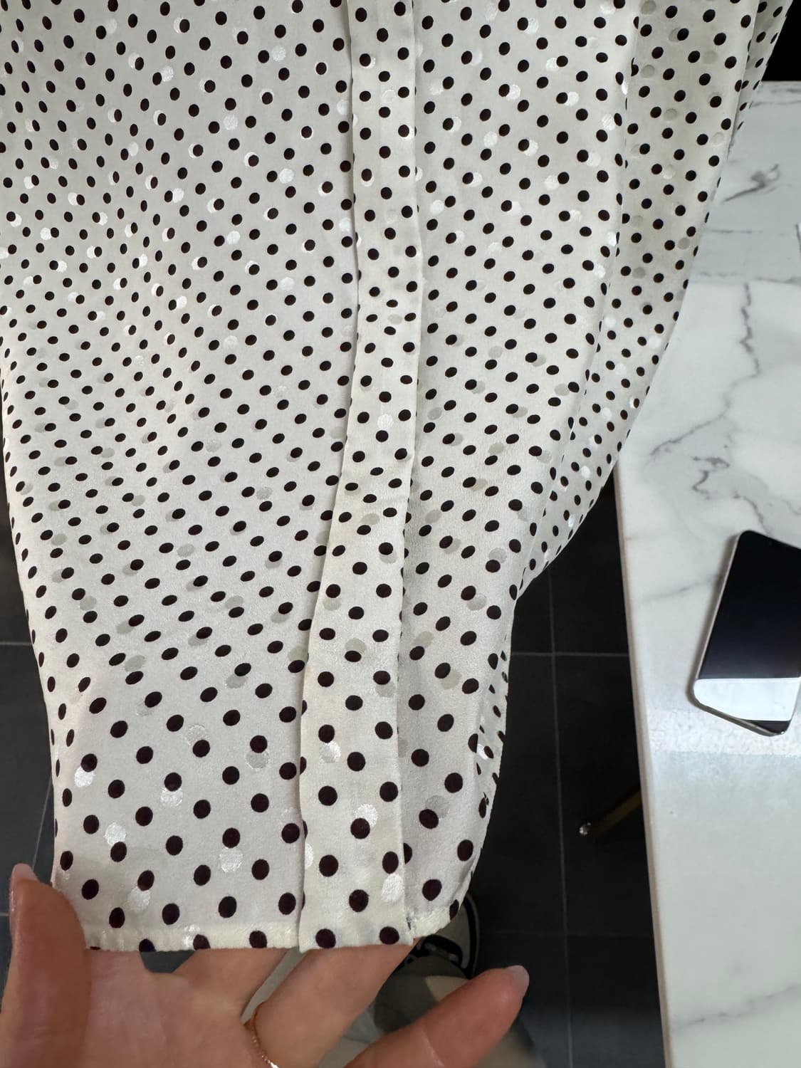 끌로에 리본 블라우스  상품이미지7