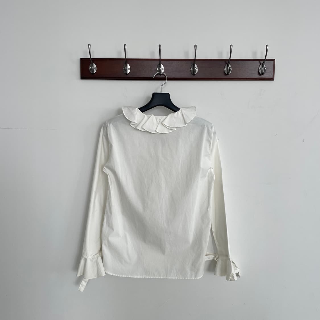 유니클로 jw앤더슨 프릴 코튼 셔츠 상품이미지6