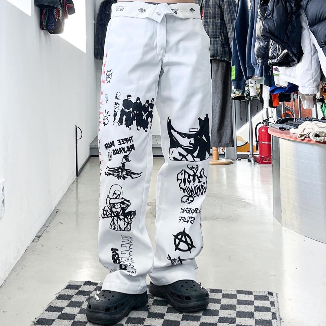 디키즈 874 아트 워크 화이트 치노 팬츠 상품이미지1