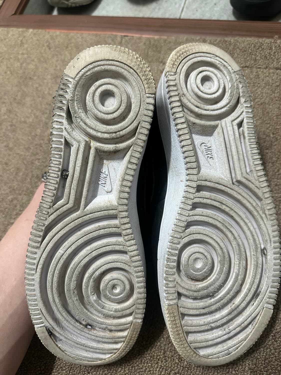 나이키 에어포스1 로우 울트라포스 레더 블랙 화이트 상품이미지4