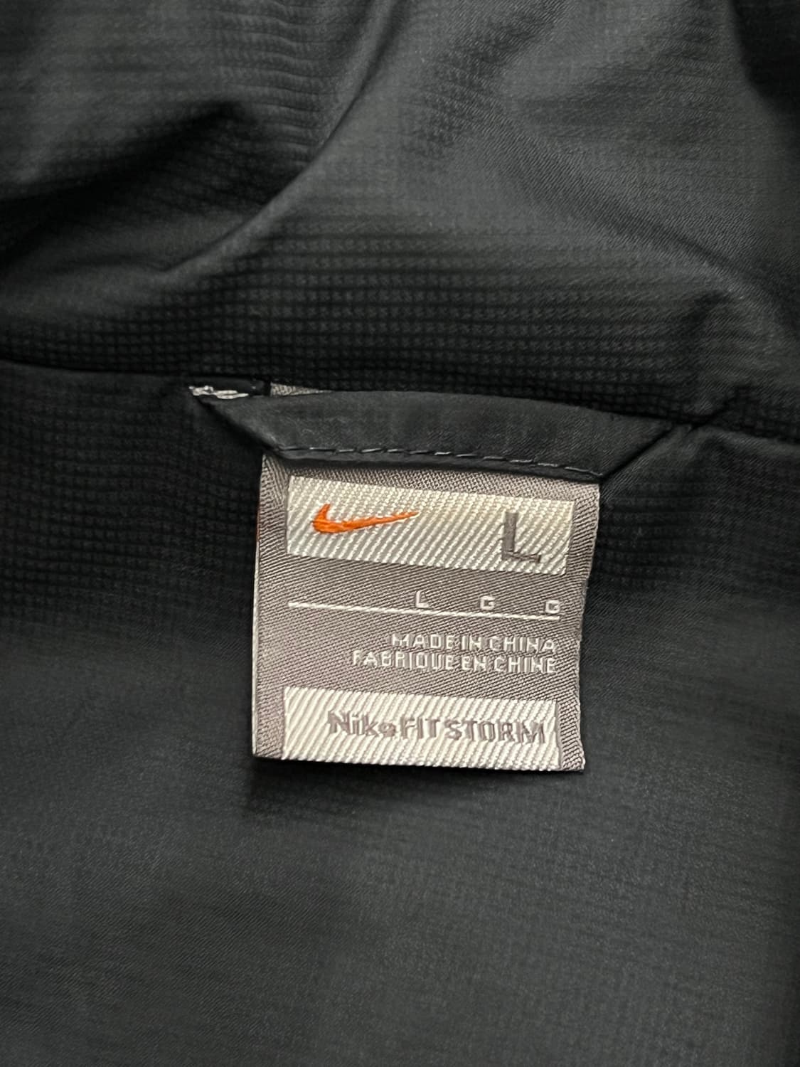 나이키 올드스쿨 토탈90 바람막이 처분  상품이미지4