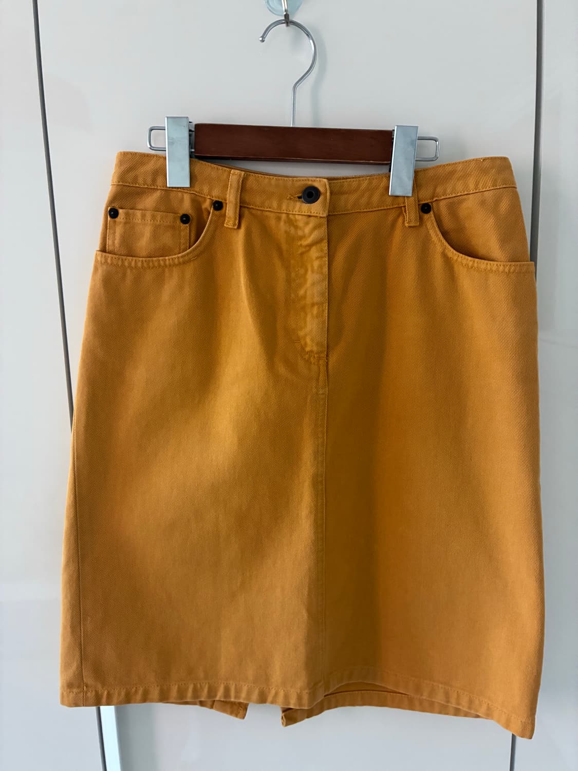 Miu Miu 머스타드 옐로우 데님 미니스커트 (사이즈 27) 상품이미지1