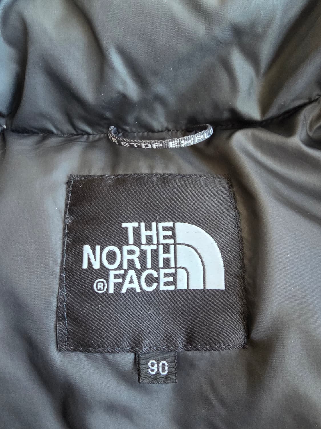 노스페이스 700 눕시 패딩 베스트입니다. 상품이미지5