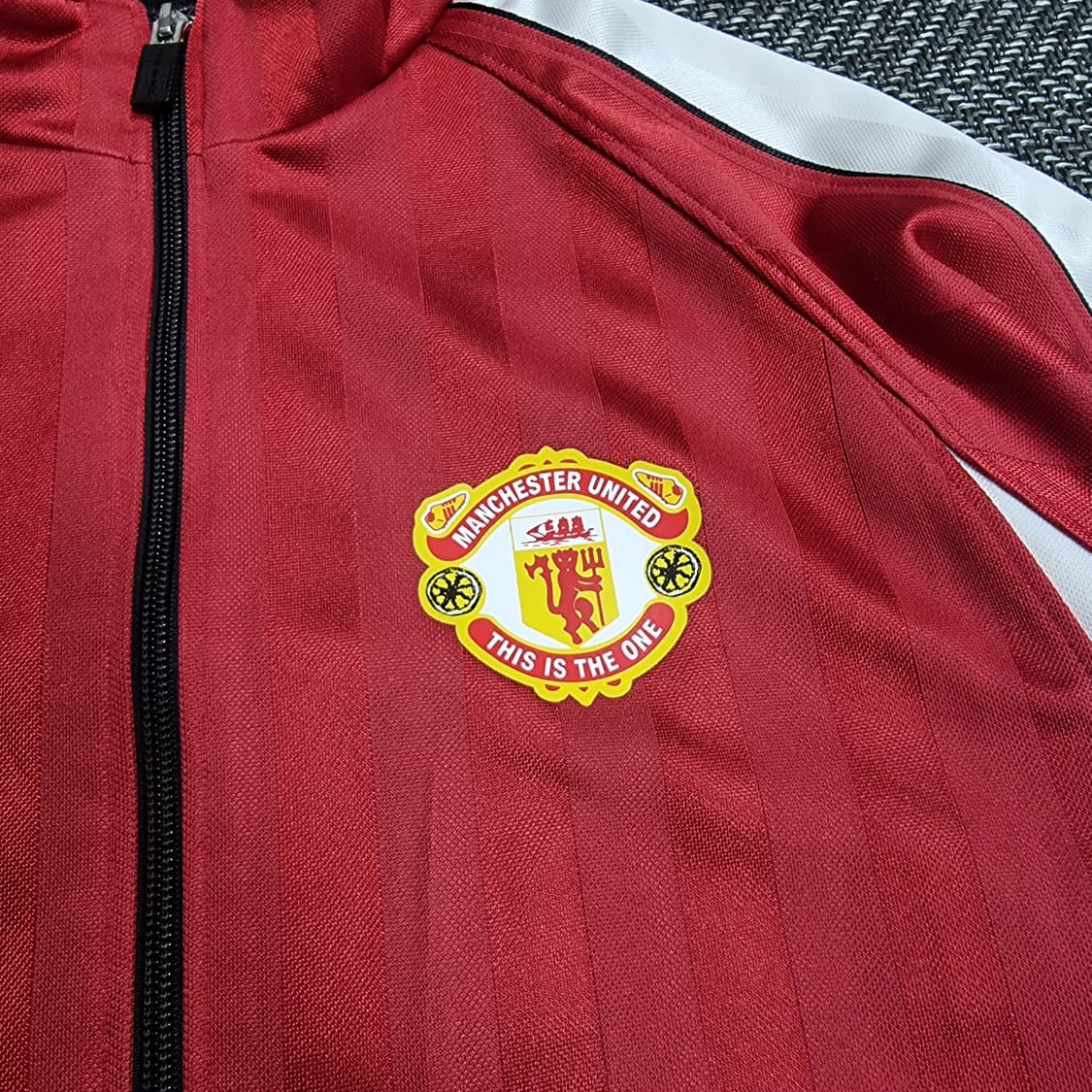 엄브로 맨체스터 유나이티드 커스텀 져지 상품이미지3