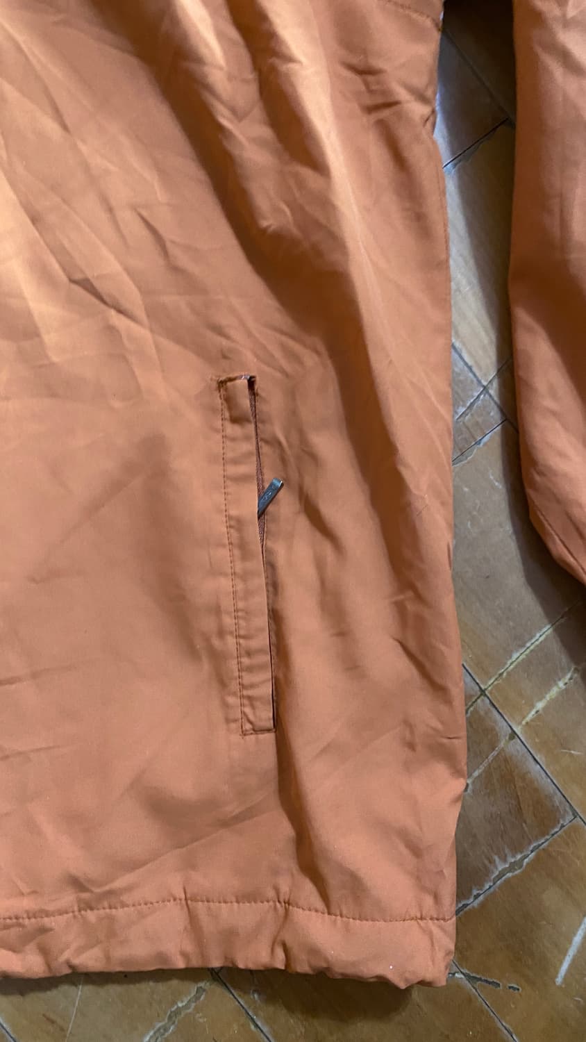 발렌시아가 오렌지 컬러 윈드브레이커 105 상품이미지7