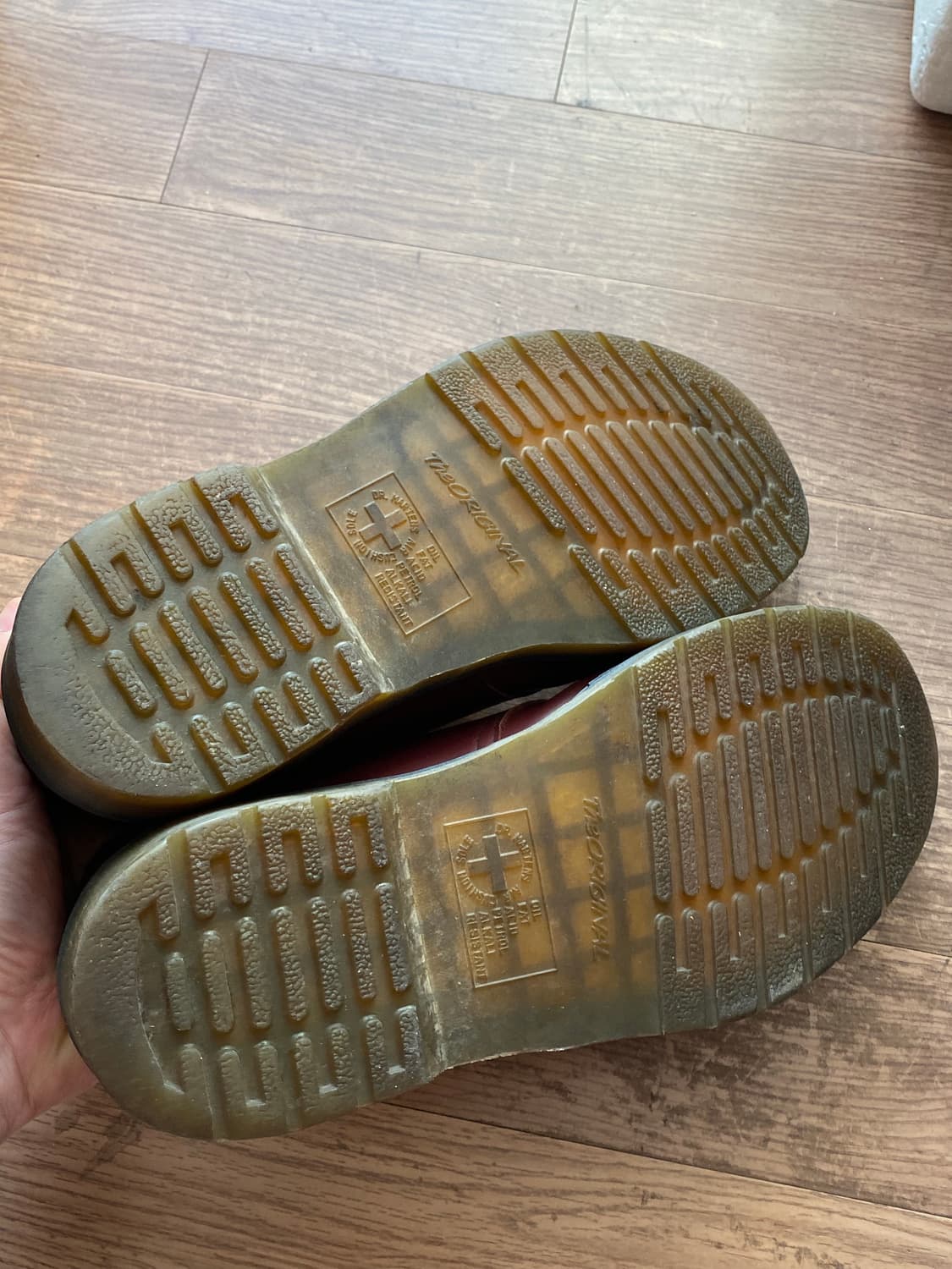 닥터마틴 1461 체리레드 270 상품이미지4