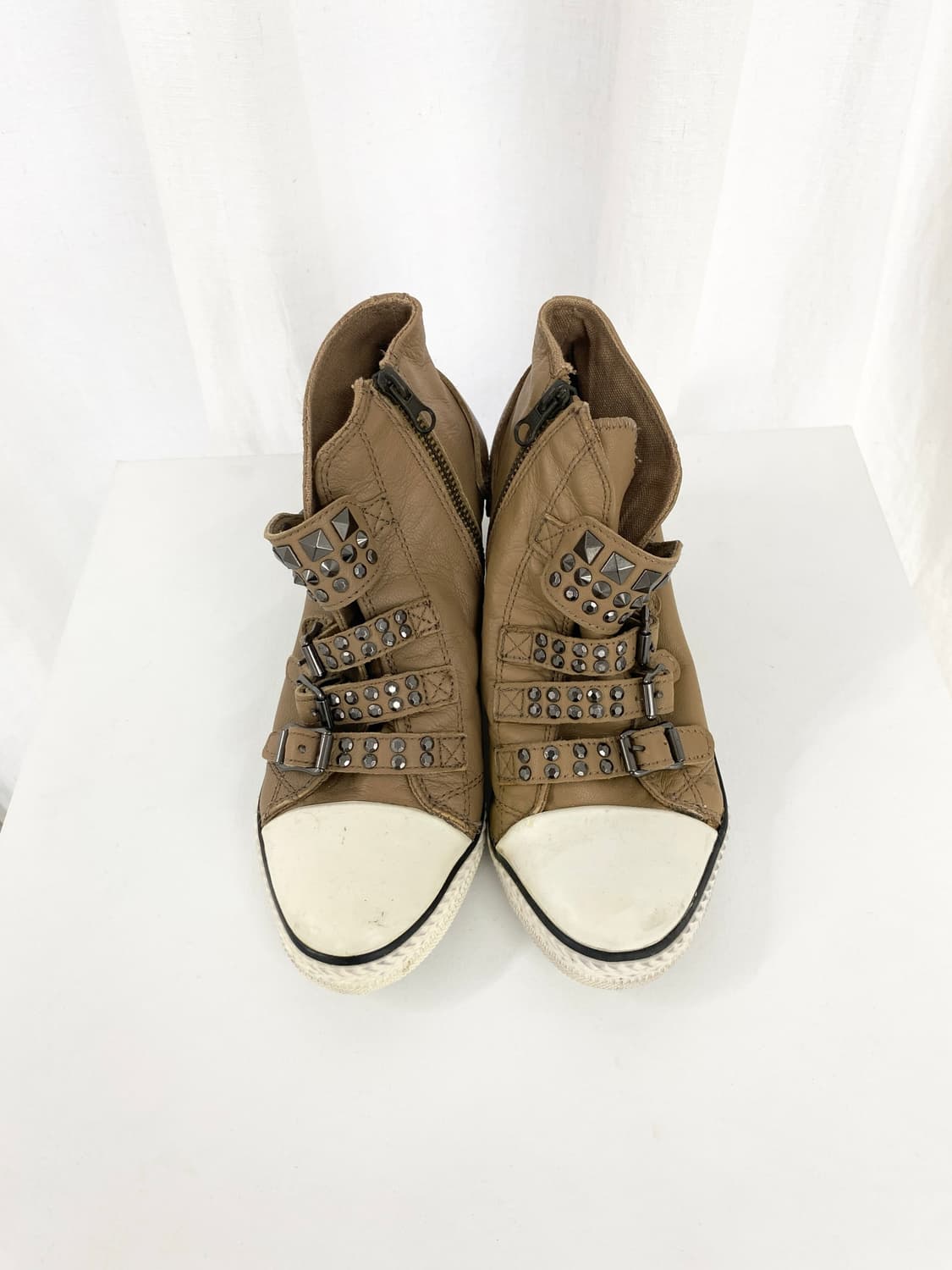 Multi-Studded Buckle Wedge Sneakers 상품이미지2