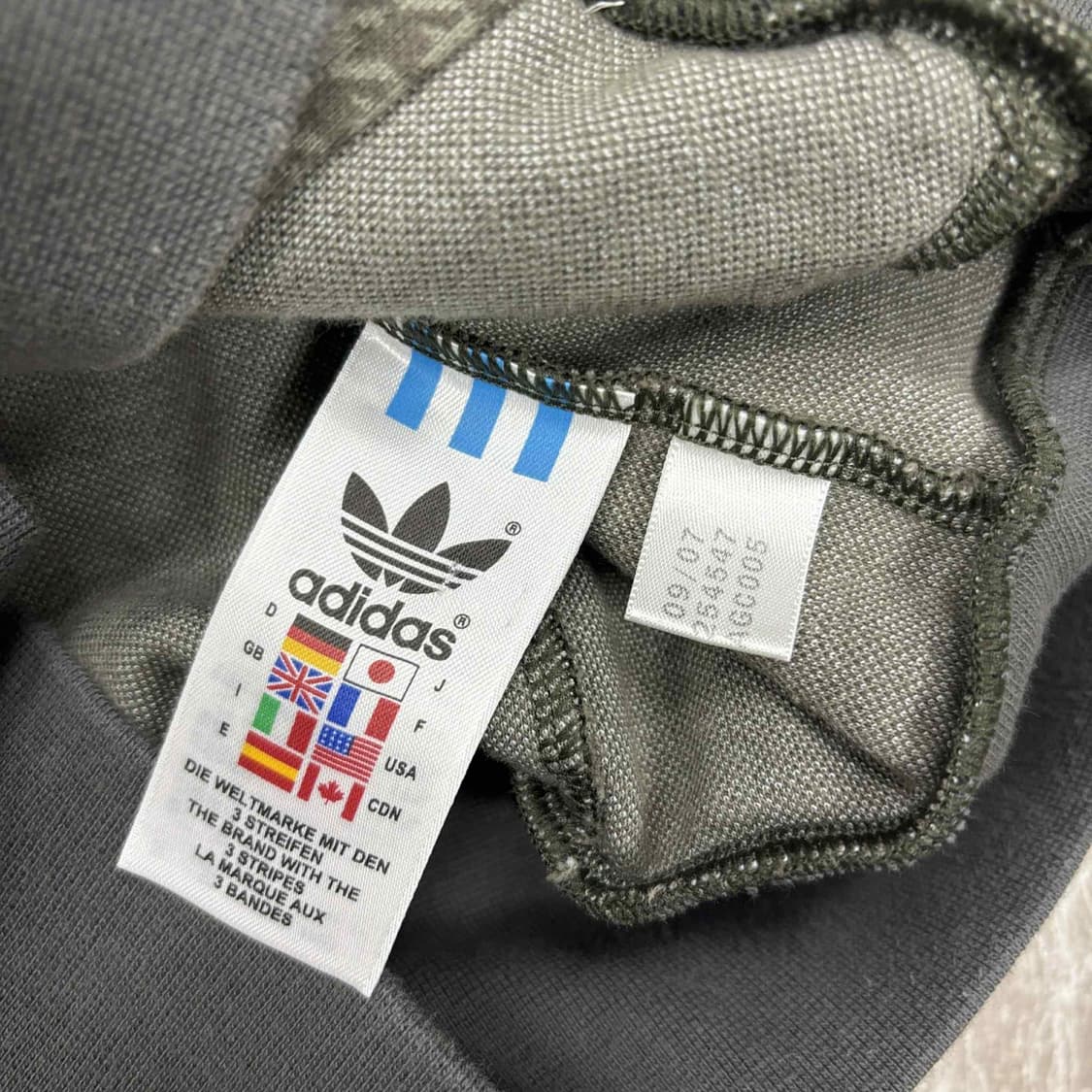 아디다스 카키 하운드 체크 여리핏 걸즈 코튼 대장급 트랙탑 희귀져지(95 상품이미지6