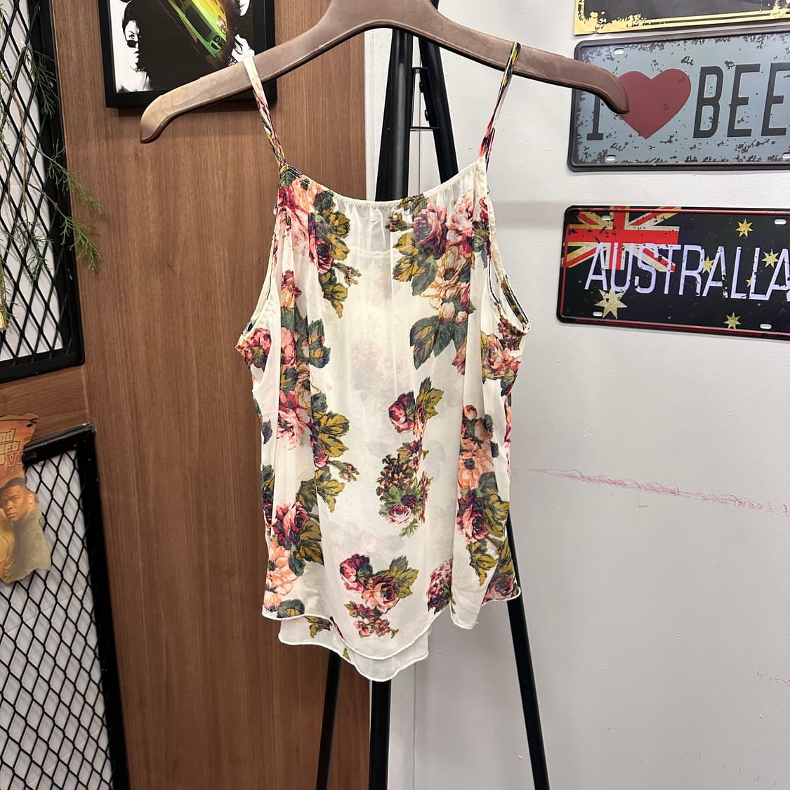 Lace Detail Sheer Floral Sleeveless Top 상품이미지2