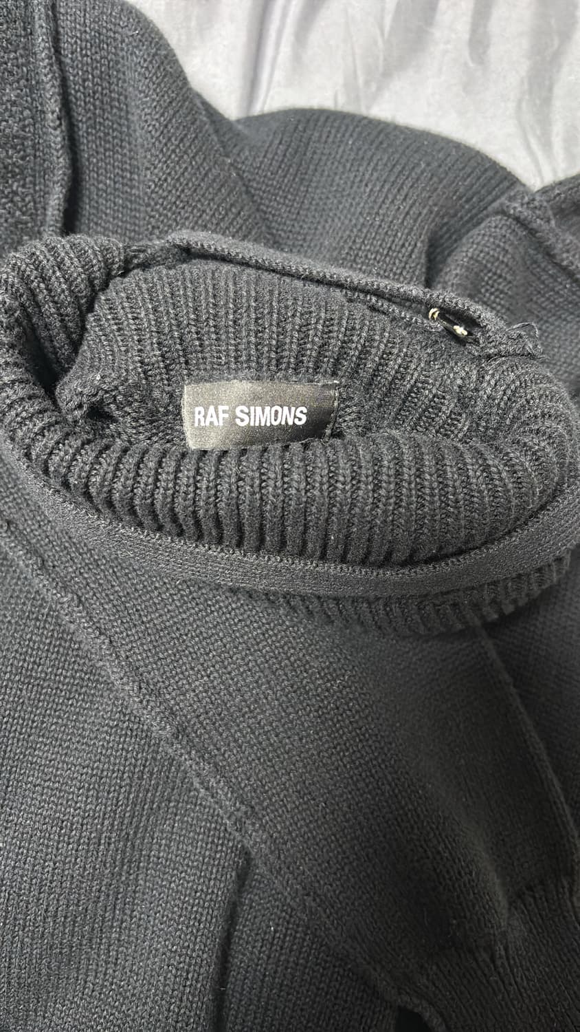라프시몬스 19aw 터틀넥 목폴라 니트 s사이즈 상품이미지3