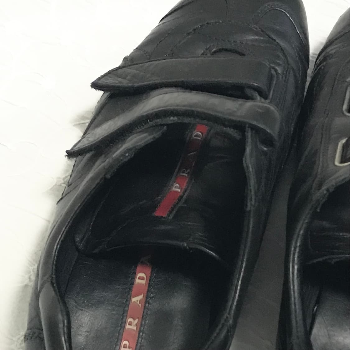택포•빈티지 프라다 스포츠 레더 벨크로 스니커즈 250 상품이미지6