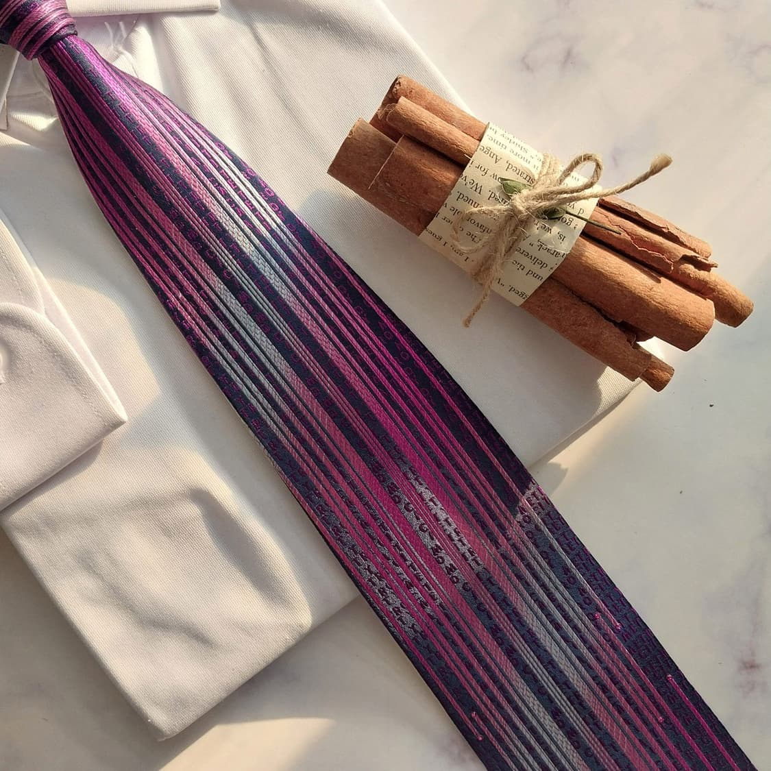 메트로시티 실크 스트라이프 로고 넥타이 8.8cm A+등급 K1452
 상품이미지8