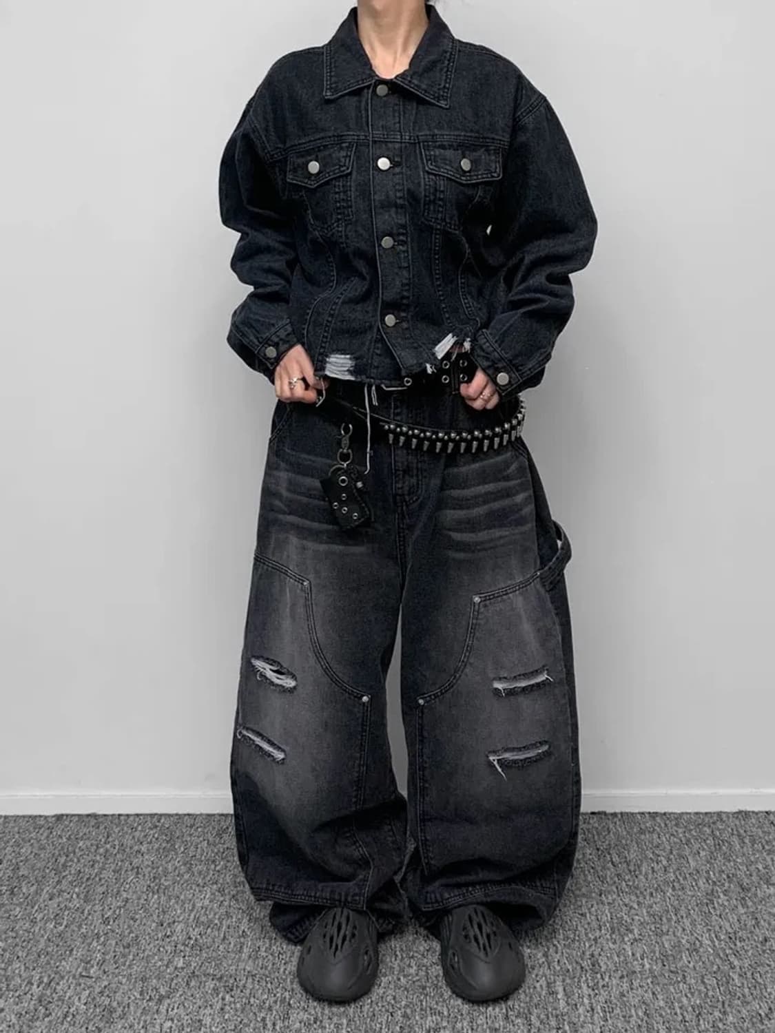 리벳 카펜터 데미지 와이드 데님팬츠 상품이미지1