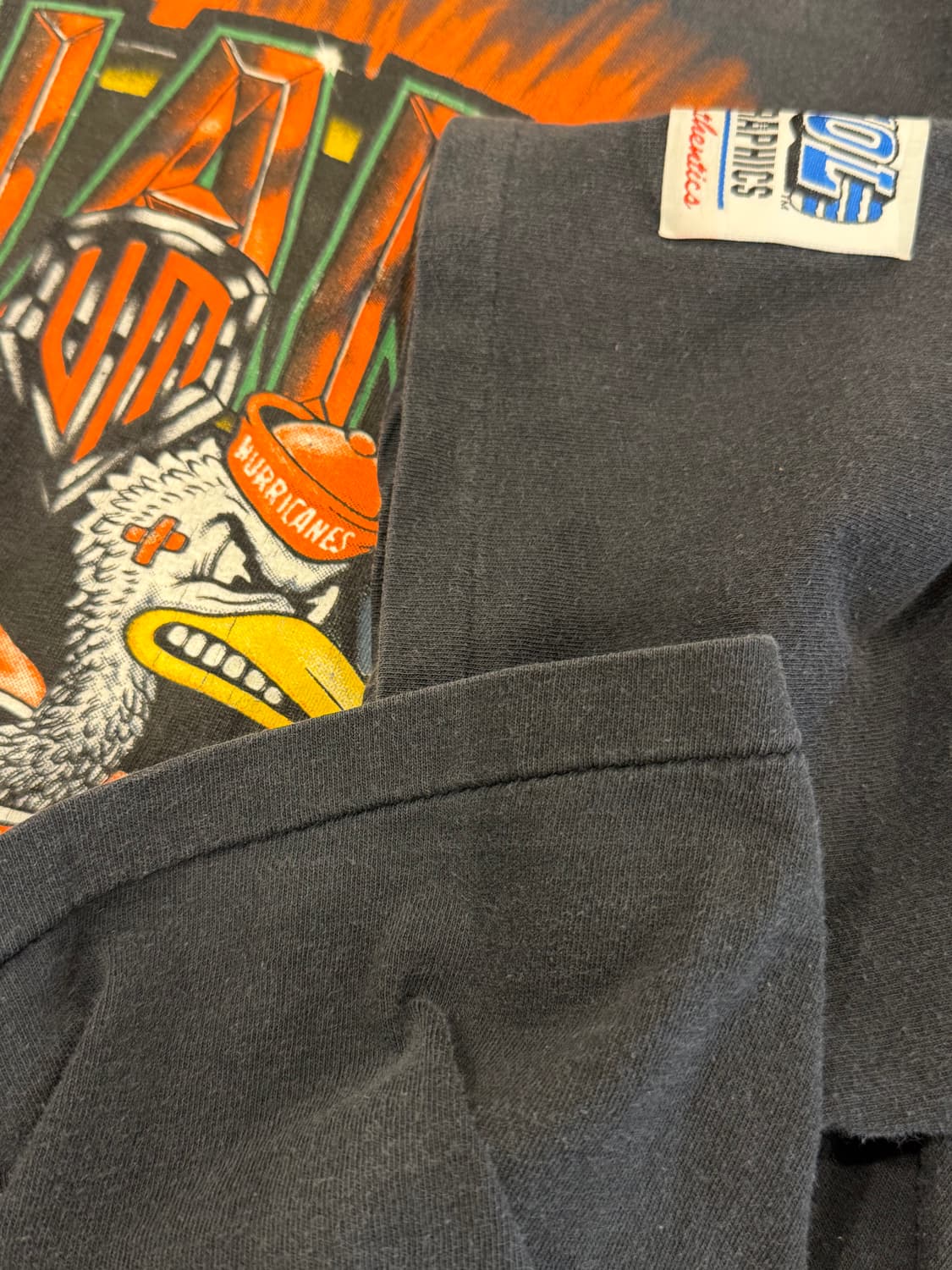 90s Capitol NFL 마이애미 허리케인스 페이딩 티셔츠 (USA) 상품이미지8