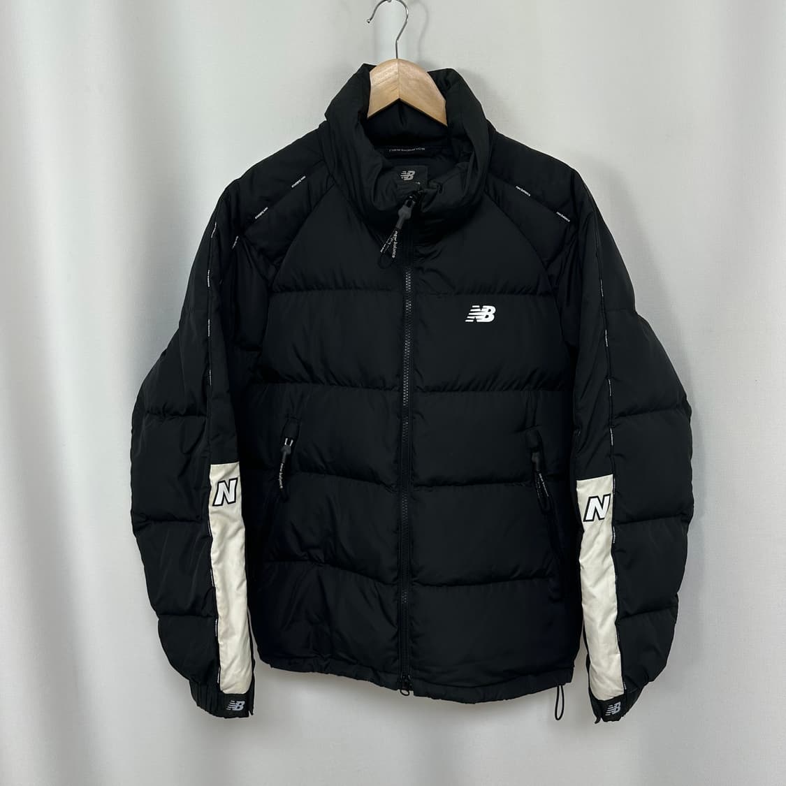   뉴발란스 공용 패딩 자켓 거위털 검정 95 M  EIW 상품이미지1