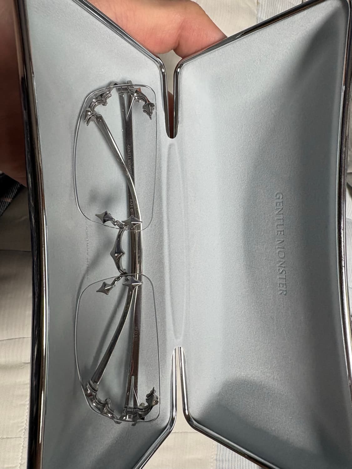 젠틀몬스터 모쉬 상품이미지2