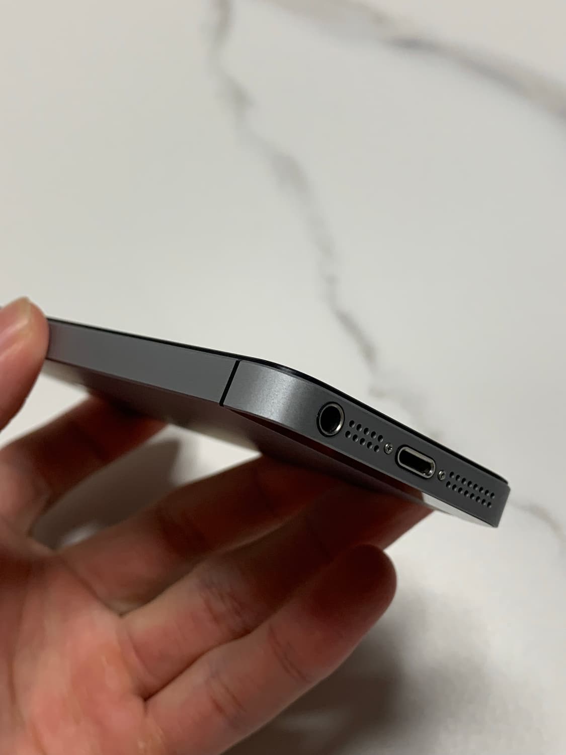 아이폰 se1 스그 판매 상품이미지8