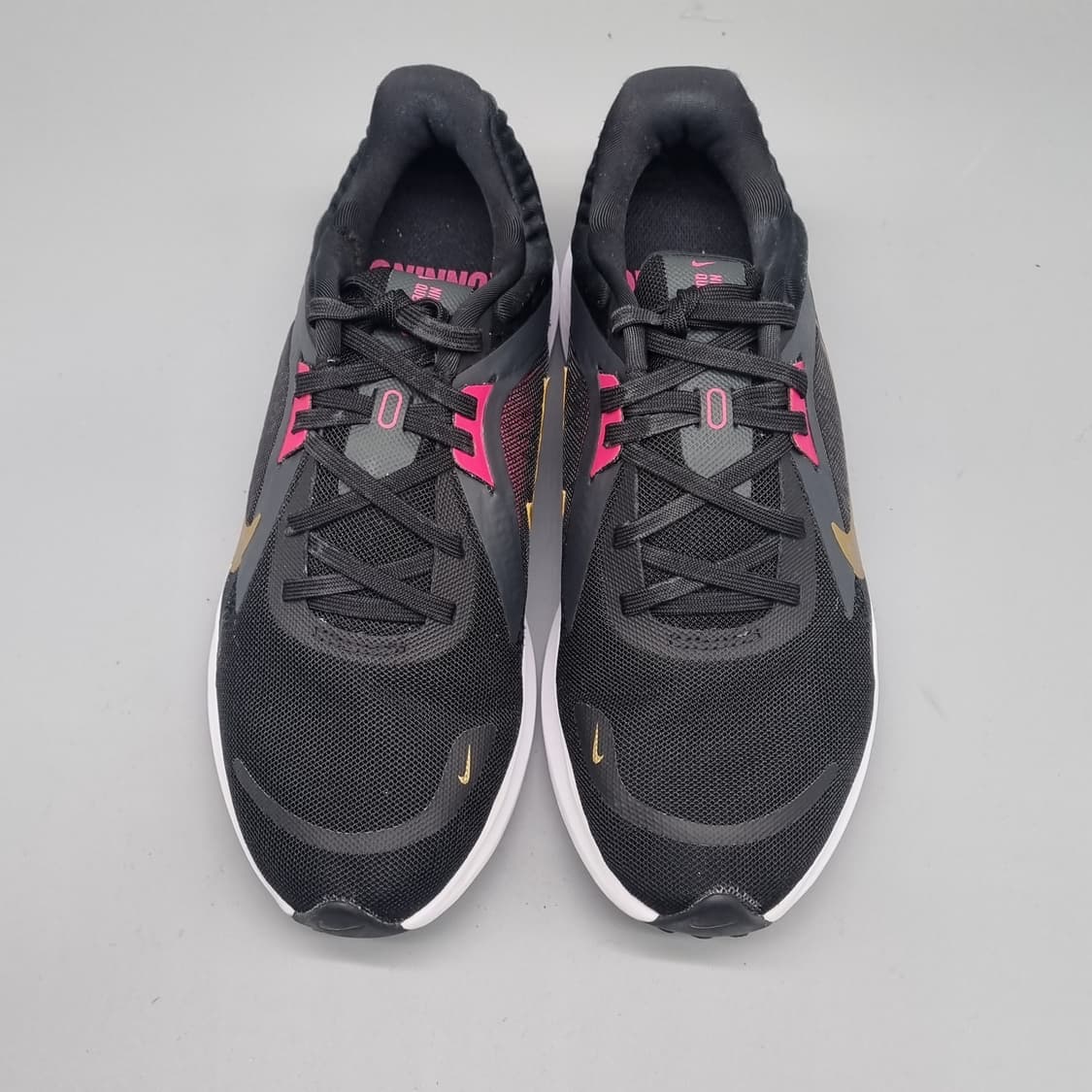 나이키 퀘스트5  여성런닝화245 상품이미지2