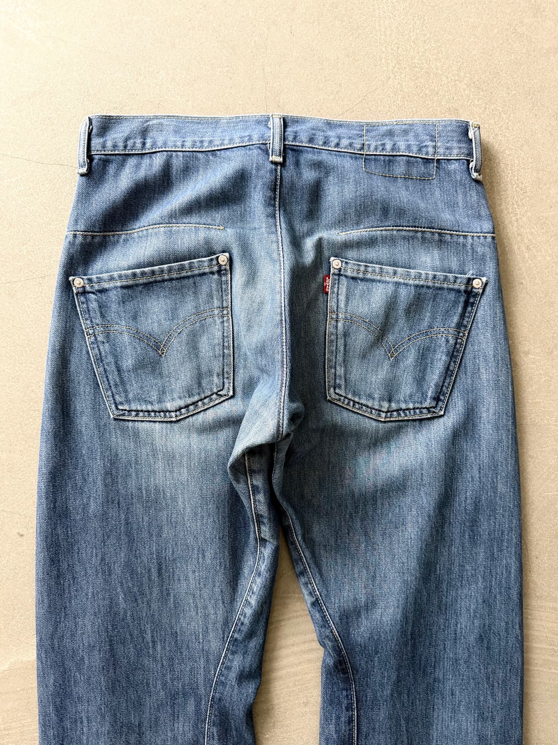 Vintage Levi's Engineered Jeans 상품이미지4