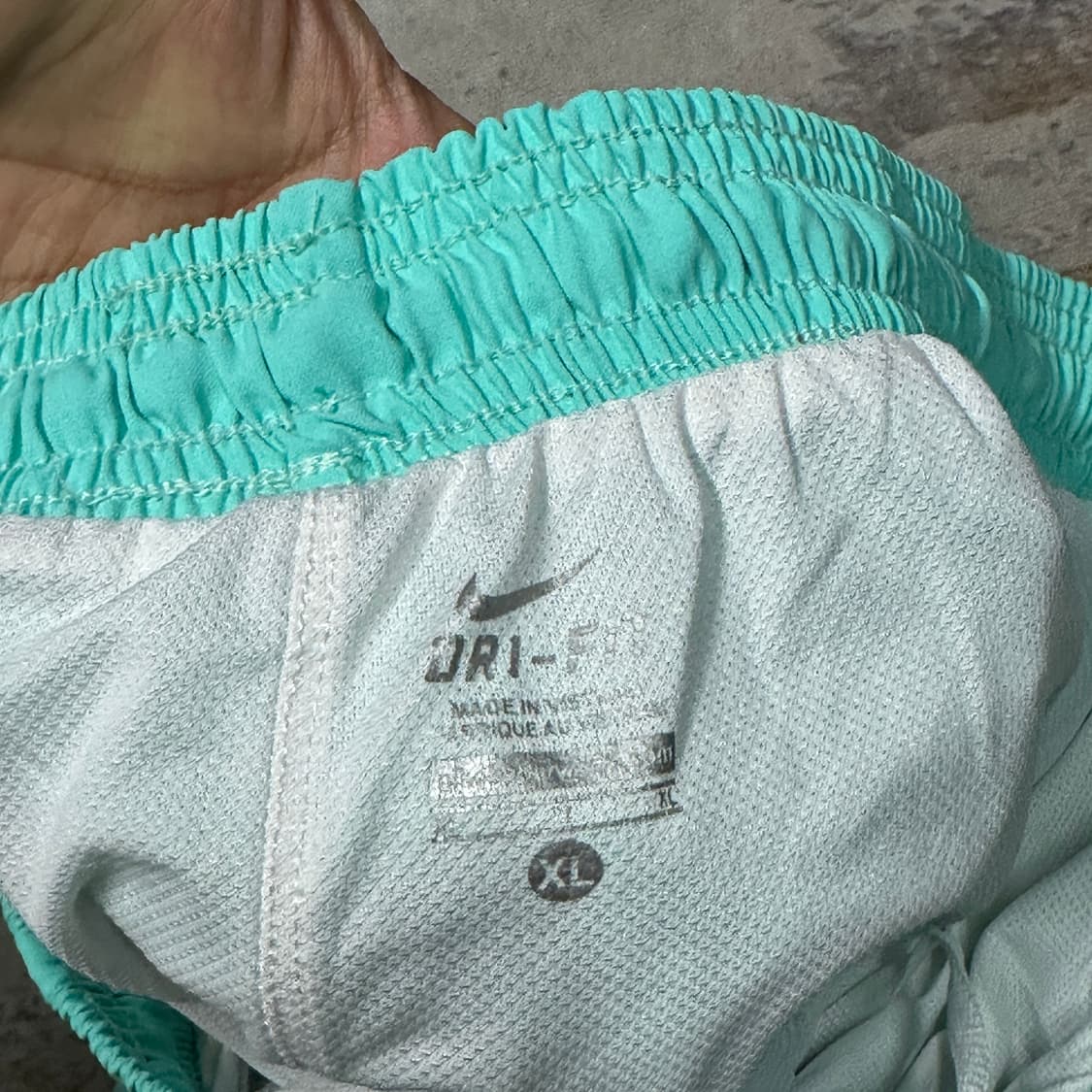 나이키 스우시 반바지 XL 상품이미지3