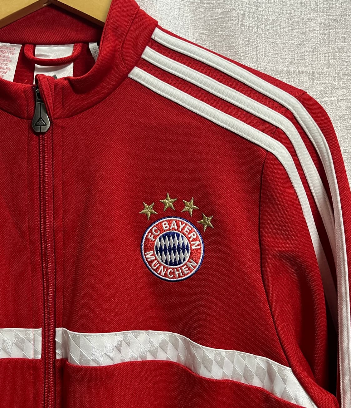 아디다스 FC 바이에른 뮌헨 져지 트랙 자켓 M-L 상품이미지4