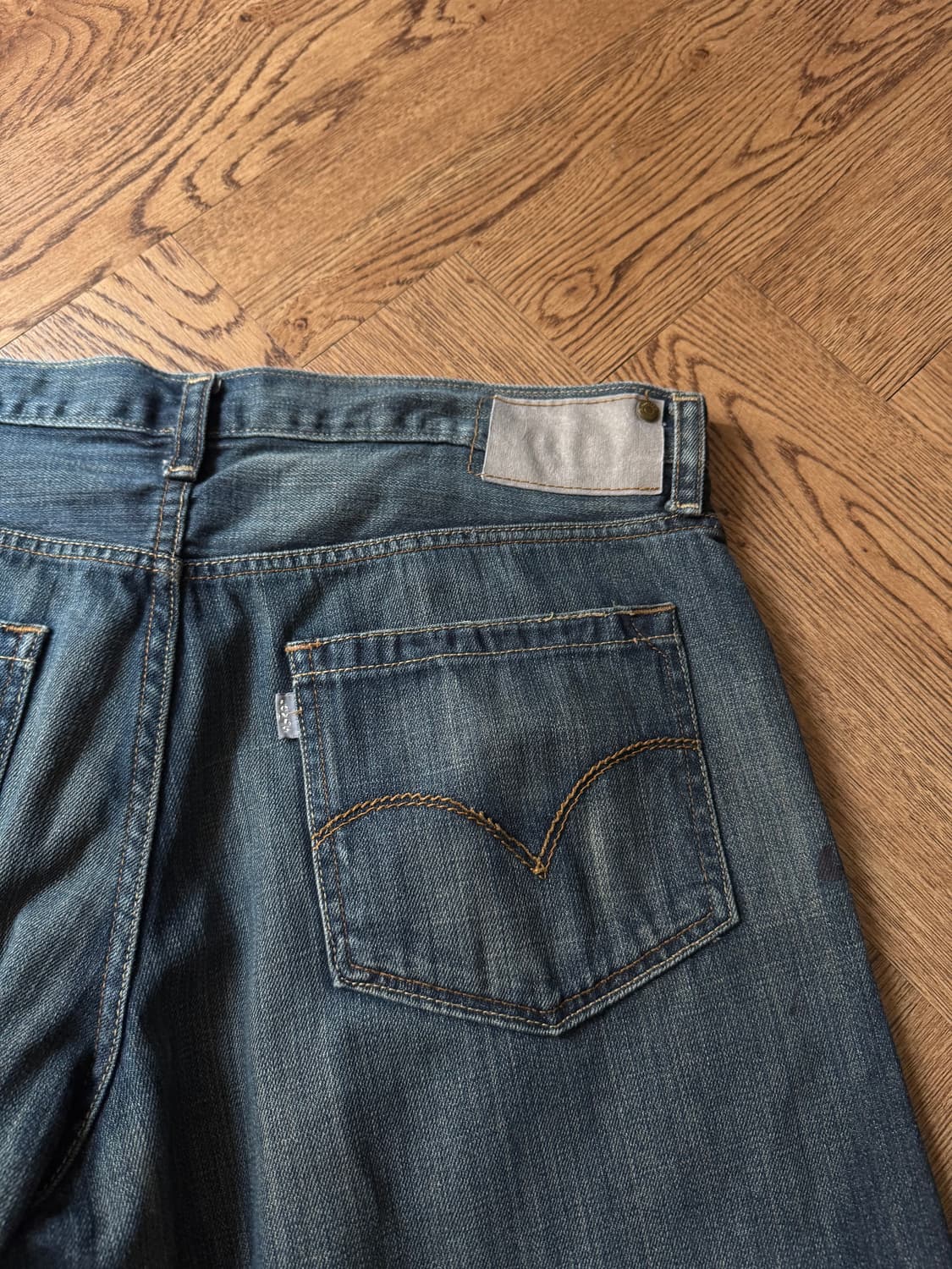 [36]00's 리바이스 실버탭 빈티지 페이딩 다크블루 배기핏 데님 팬츠 상품이미지6