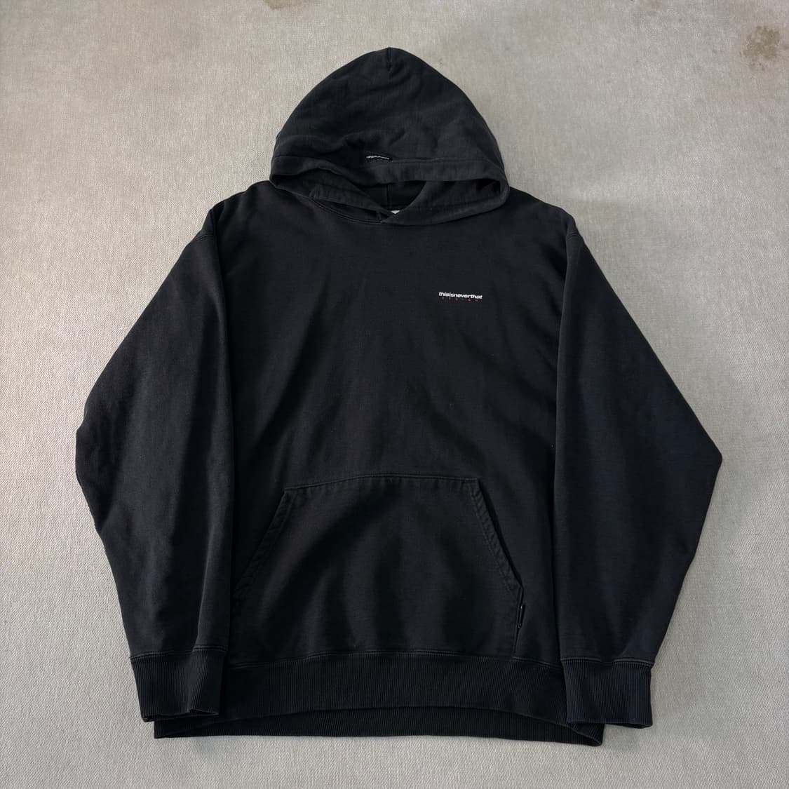 105 디스이즈네버댓 백로고 후드티 상품이미지1