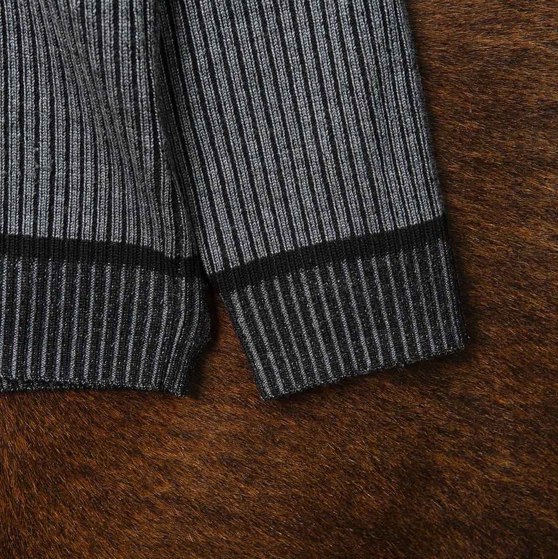 [100] 클럽모나코 메리노 울 니트 챠콜 그레이  상품이미지3