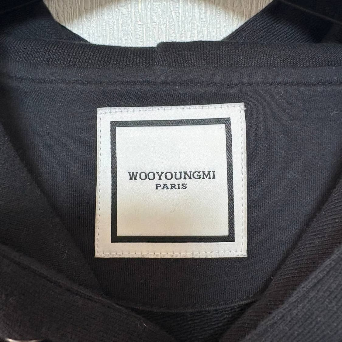 [48] 우영미 백로고 후드티 블랙 상품이미지4