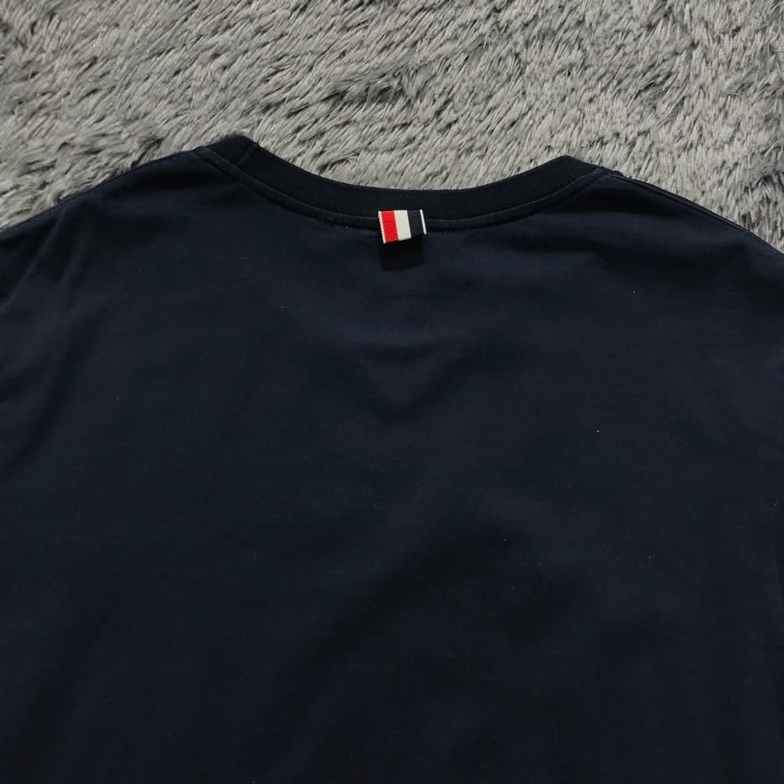 [[L, A급]톰브라운(THOM BROWNE) 백 RWB탭 반팔티@521 상품이미지3