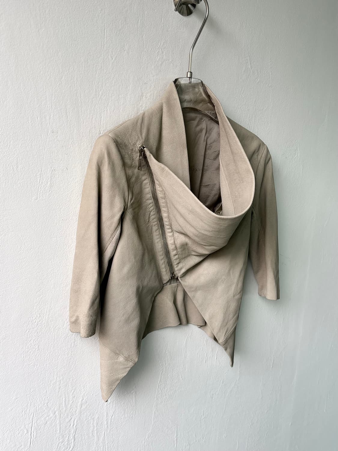 릭오웬스 드레이프 카울 넥 램스킨 자켓  상품이미지6