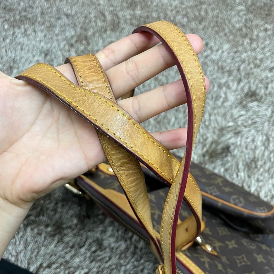 루이비통 몽뜨뉴 GM 모노그램 토트백 라지 상품이미지9