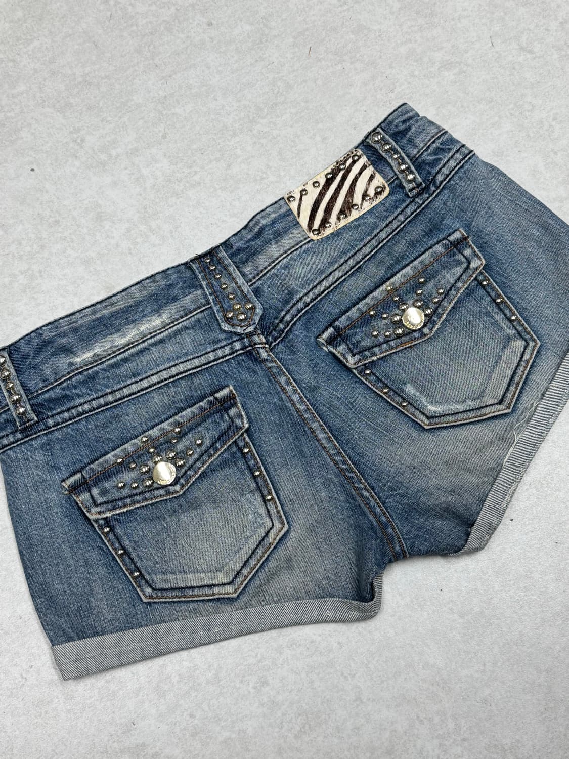 갸루 지브라 송치 스터드 숏팬츠 상품이미지3