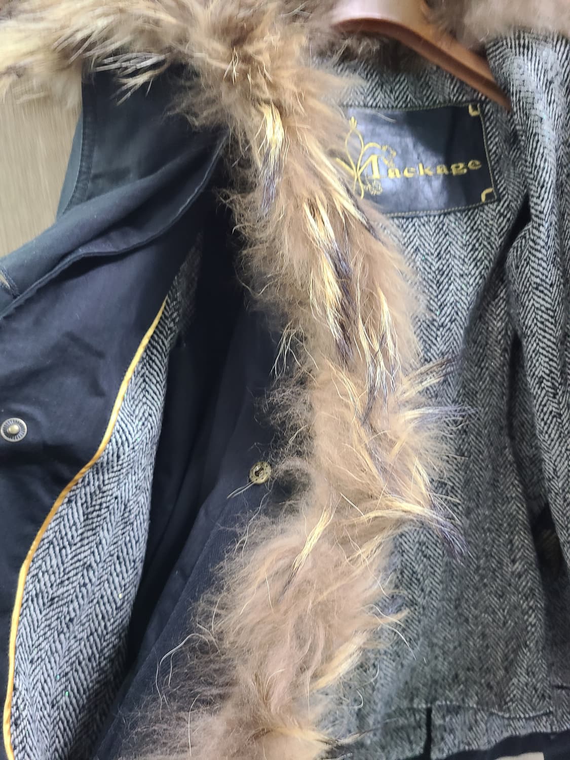 맥케이지 여성 카라 퍼 자켓 상품이미지2