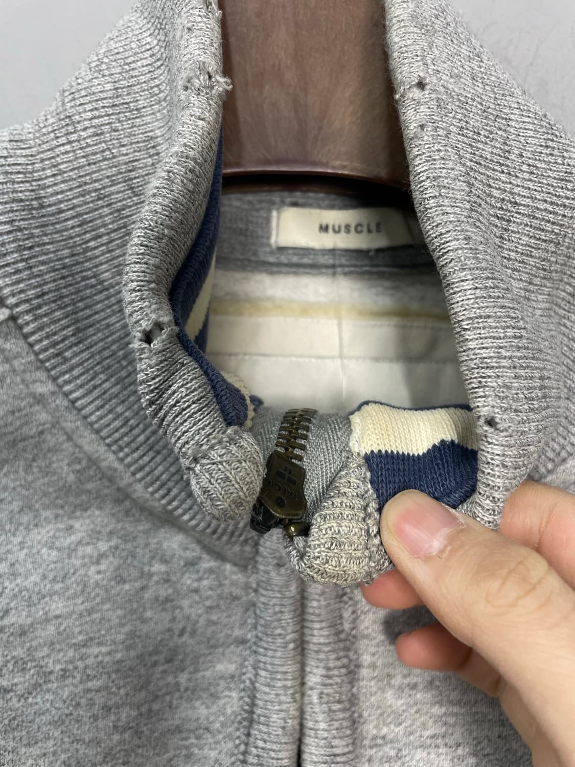 아베크롬비 그레이 데미지 집업 스웻셔츠 H1657 상품이미지8