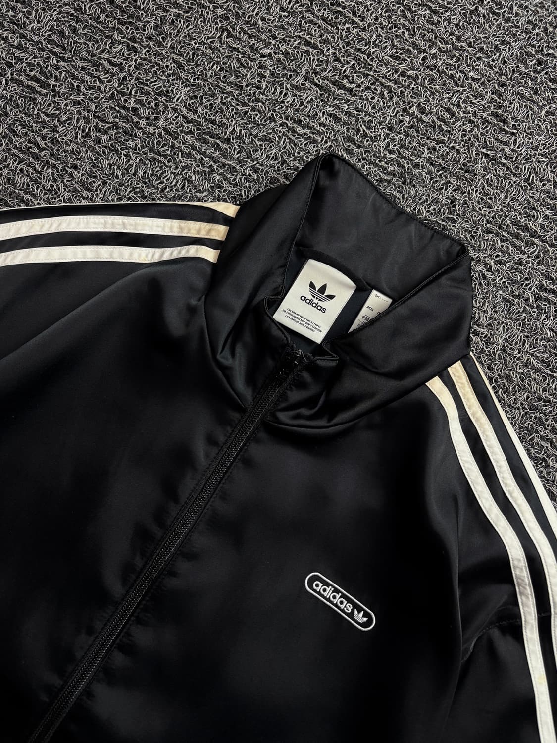 아디다스 신형 박시핏 사틴 트랙탑 져지 블랙 1635 상품이미지3